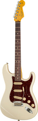 Fender American Pro II Stratocaster RW OWT elektrinė gitara